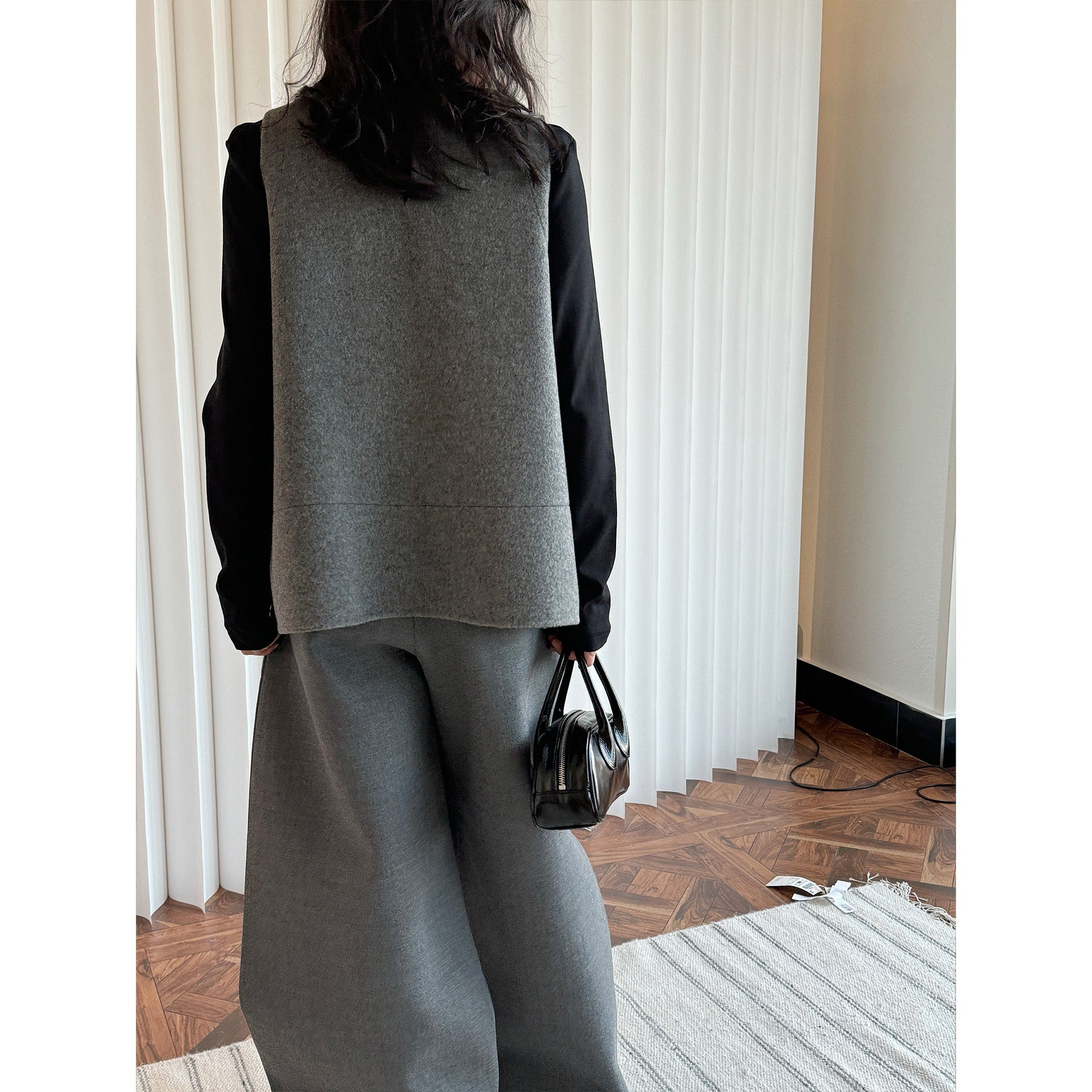 Women Boxy Wool Felt Vest with A-Line Cut and Inset Pockets Chichicherry