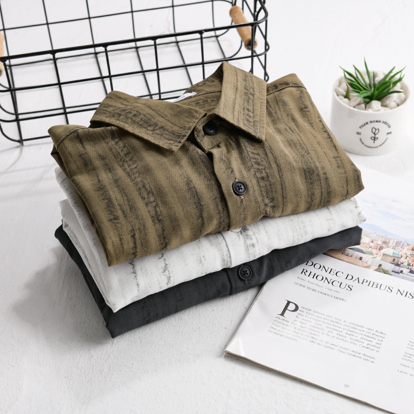 Men's Lightweight Layering Shirt made of Cotton Blend with Chest Pocket and Subtle Stripe Relief Chichicherry