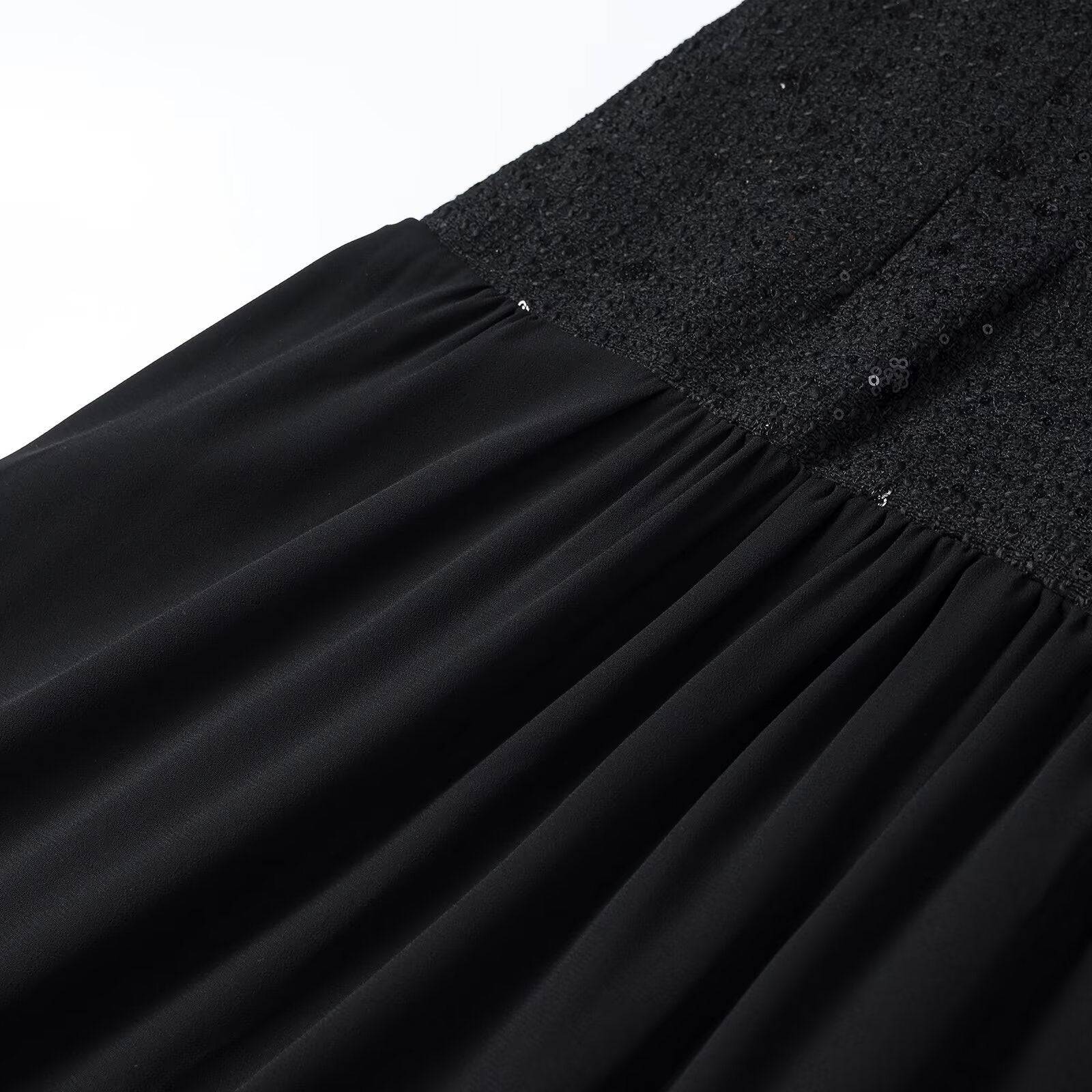 Women's evening dress with sequin top, short sleeves and flowing chiffon skirt Chichicherry