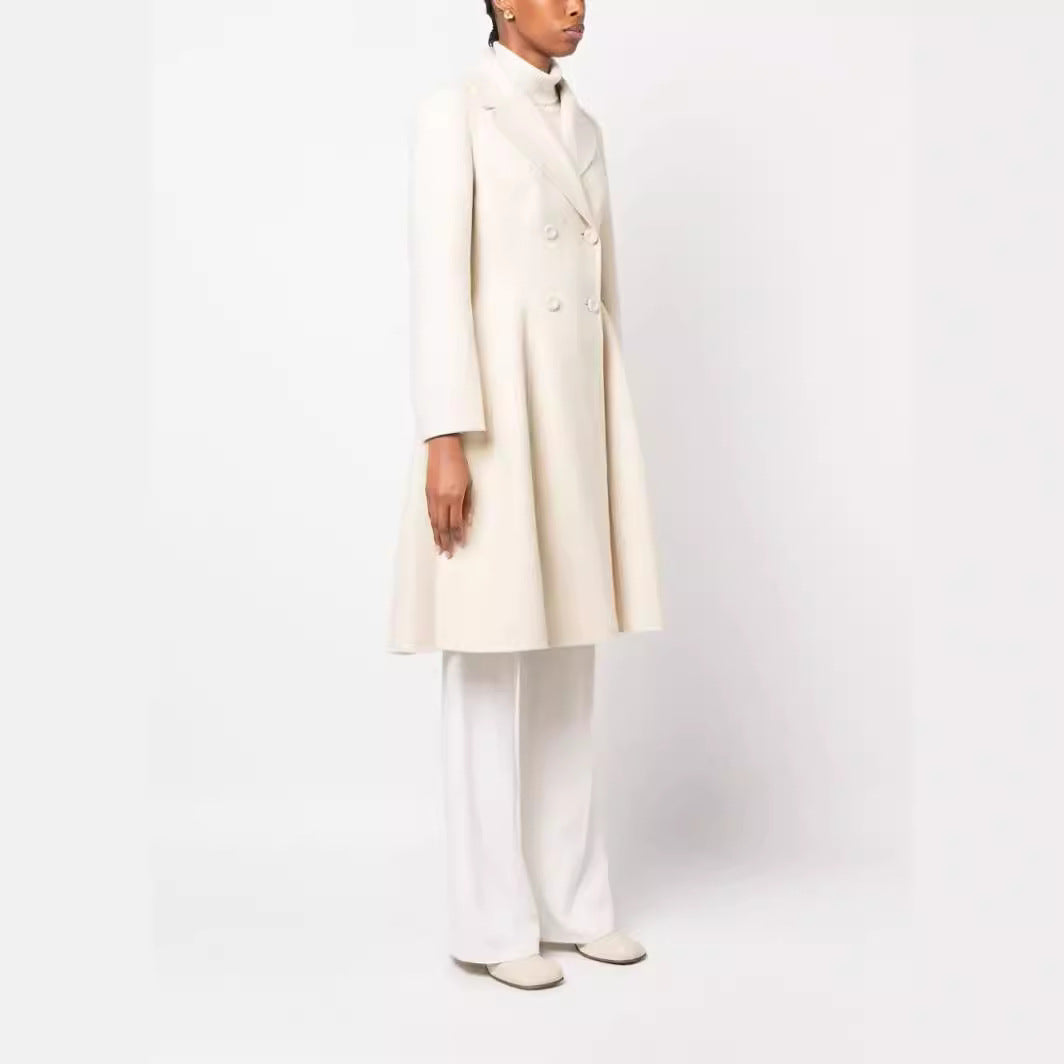 Ladies midi-length coat with tailored seam guidance, A-line and concealed double-button placket Chichicherry