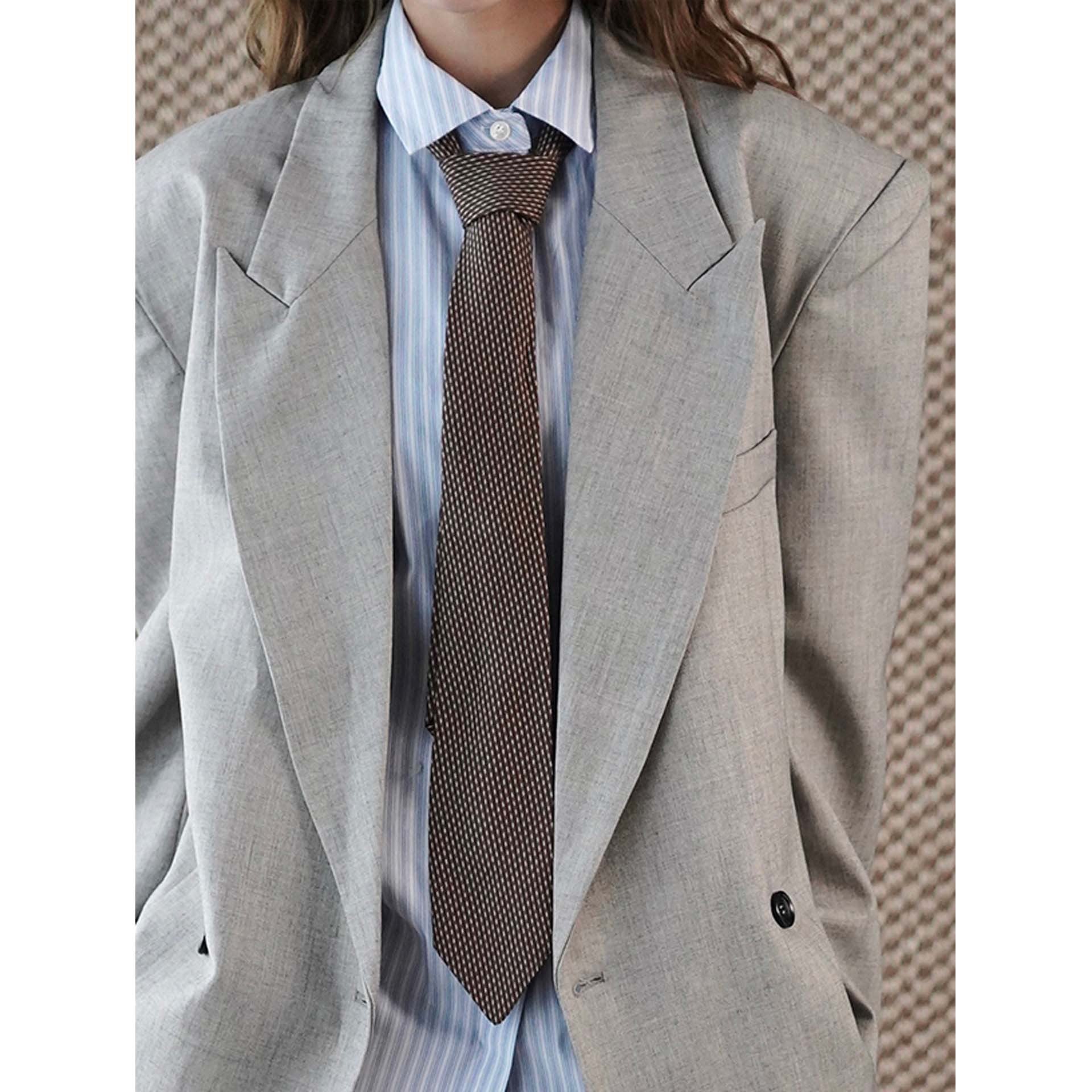 Women Structured Oversized Blazer with Wide Lapel and Soft-Shoulder Chichicherry