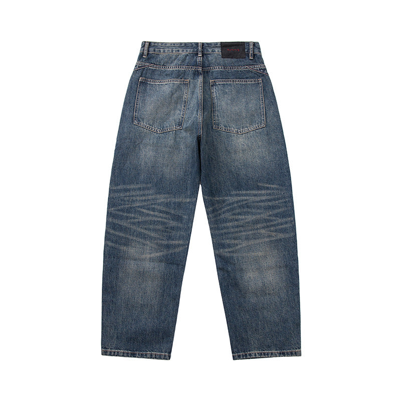 Women High-Waist Relaxed-Fit Jeans with distinctive center seam and used wash Chichicherry