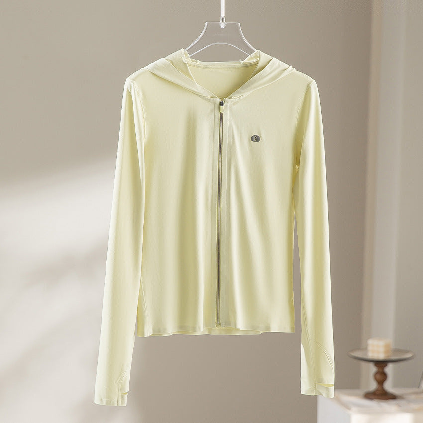 Women's Ultra-Light UV Protection Hooded Jacket with Full Zip and Thumb Loops Chichicherry