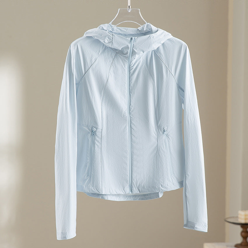 Women's Ultralight Hooded Wind Jacket with Raglan Sleeves and Zipper Pockets Chichicherry