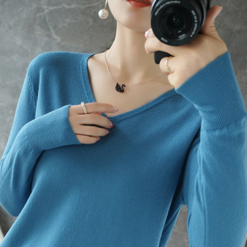 Ladies Lightweight V-Neck Cashmere Look Fine Knit Sweater Chichicherry