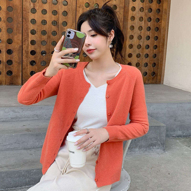 Women's Short-Cut Fine Knit Cardigan with Round Neckline and Boxy Fit Chichicherry