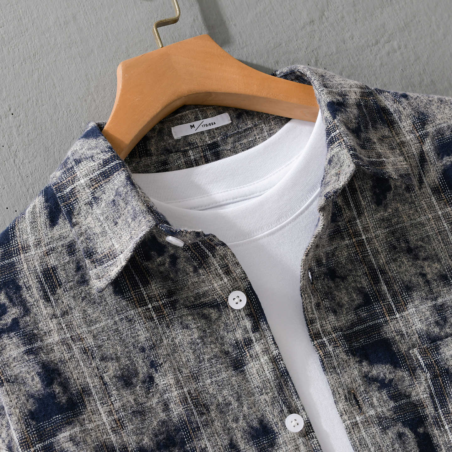Men Bleached Check Flannel Overshirt Jacket in Used Look Chichicherry