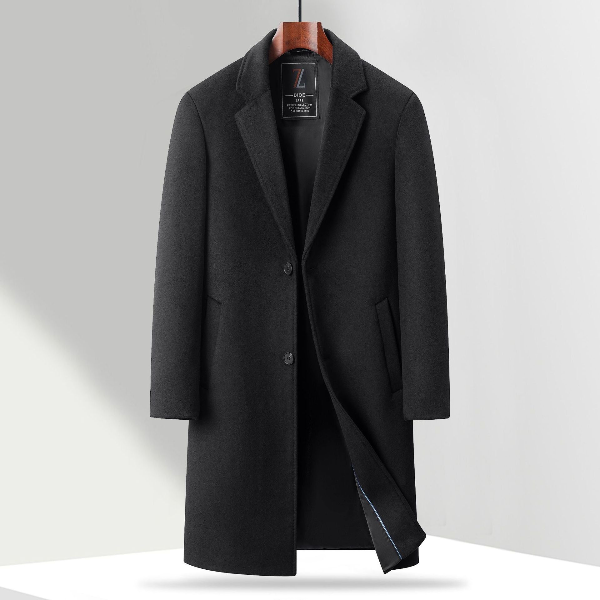 Men's single-breasted long coat made of wool blend with straight cut and lapel collar Chichicherry