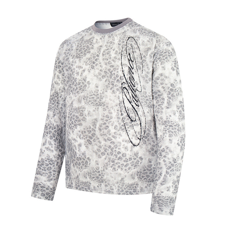 Women’s long sleeve sweatshirt with all-over leopard pattern, straight cut and decorative embroidery Chichicherry