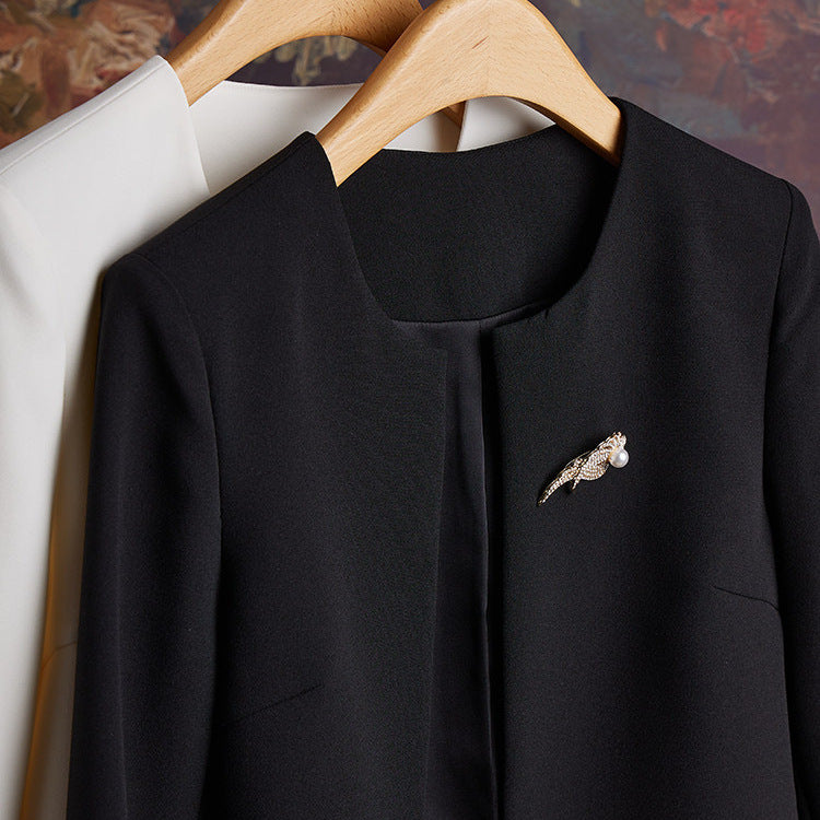 Women Elegant Blazer Jacket with Chic Closure Chichicherry