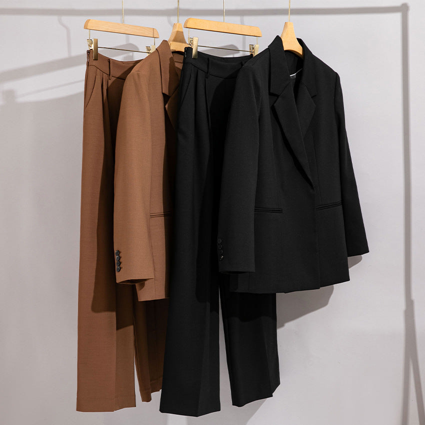 Women Longline Blazer with concealed button placket and narrow silhouette Chichicherry