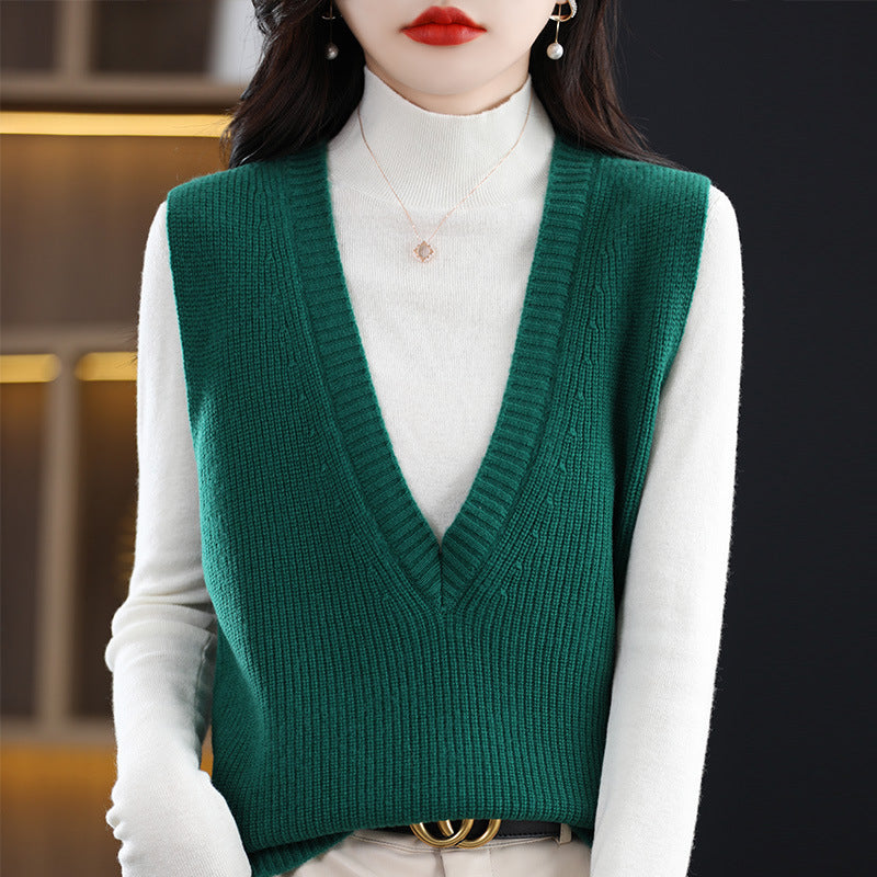 Ladies Knit Long Vest with Deep V-Neck and Fine Rib Structure Chichicherry