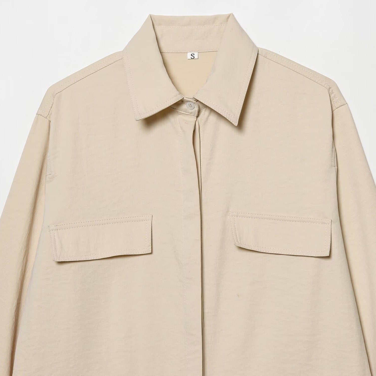 Women's Oversize Field Jacket in Boxy Cut with Four Flap Pockets and Concealed Snap Placket Chichicherry