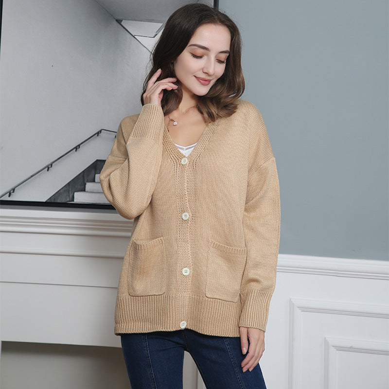 Women Fine Oversize Knit Cardigan with V-Neck, Button Placket and Patch Pockets Chichicherry