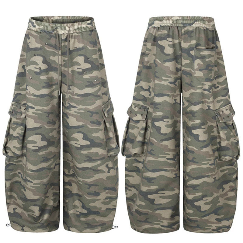 Women's Wide Cargo Pants in Camouflage Design with Elastic Waistband and Large Pockets Chichicherry