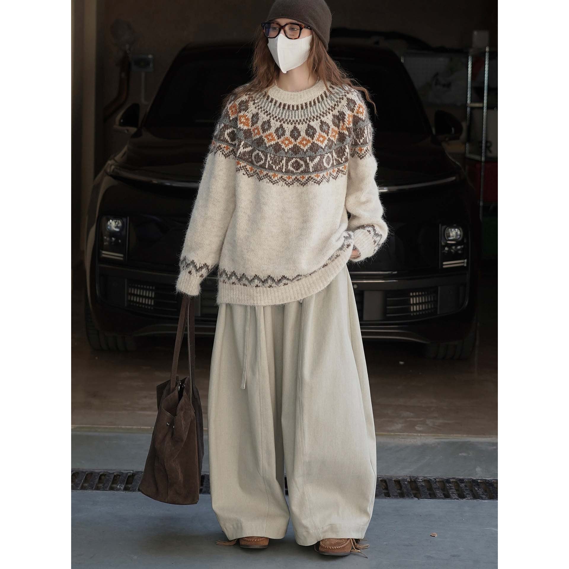 Women Wide High-Waist Twill Balloon Pants with Drawstring and Pleated Pleats Chichicherry