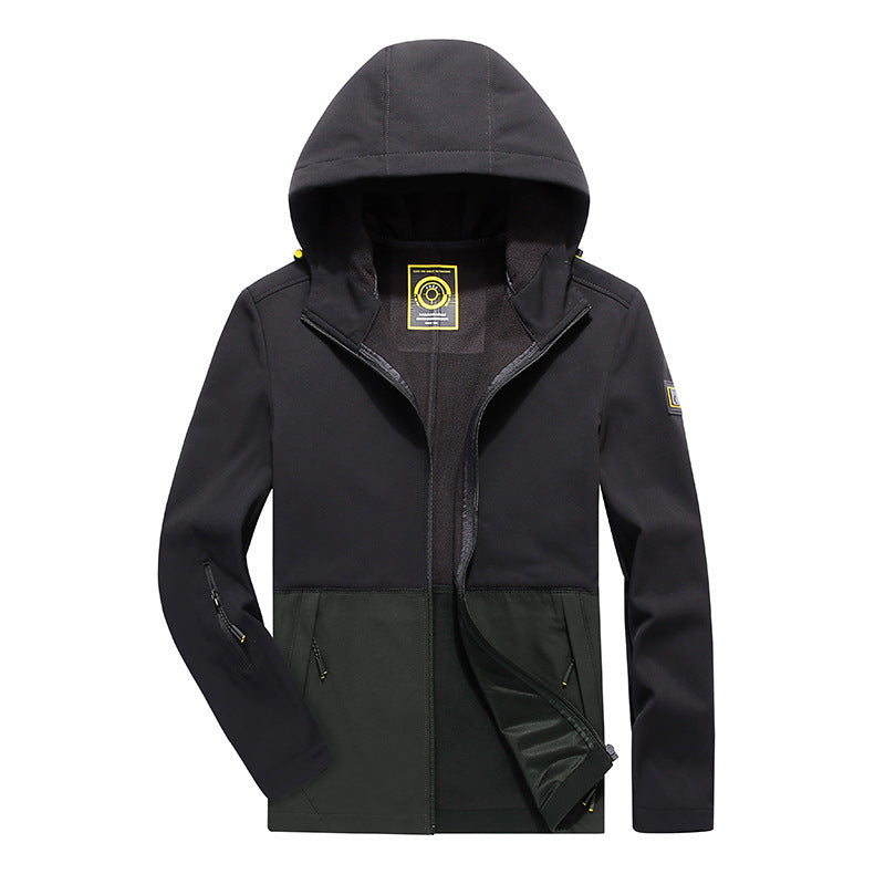 Men's lightweight softshell outdoor jacket with hood, windproof front and functional pockets Chichicherry