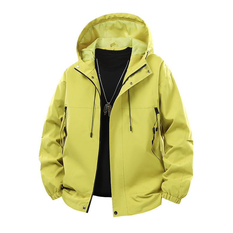 Men's modern wind- & water-repellent hooded jacket in boxy cut with adjustable hem and utility pockets Chichicherry