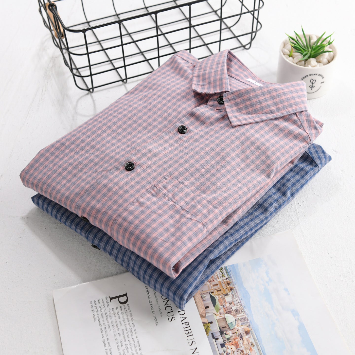 Men's Micro-Check Cotton Shirt in Casual Layering Style with Chest Pocket Chichicherry