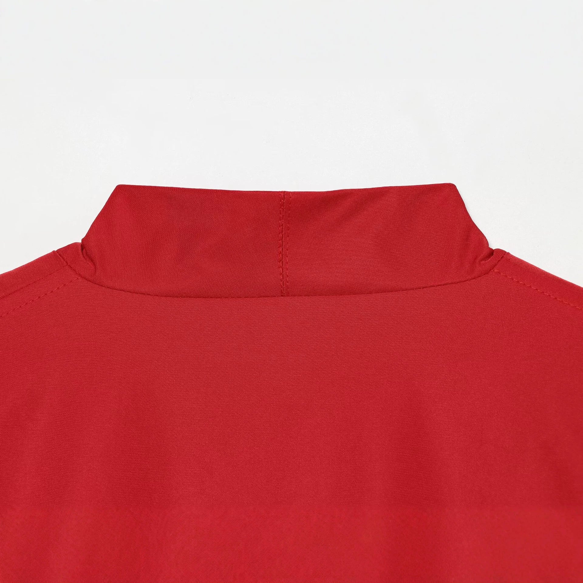 Women's bomber-style short jacket with kimono collar, balloon sleeves, and elastic hem Chichicherry