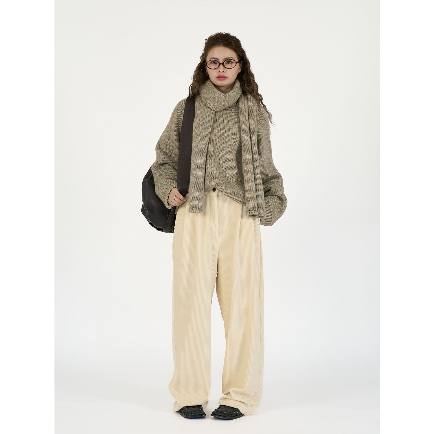Women's Wide Cord Pants with High Waist, Pleats and Palazzo Cut Chichicherry