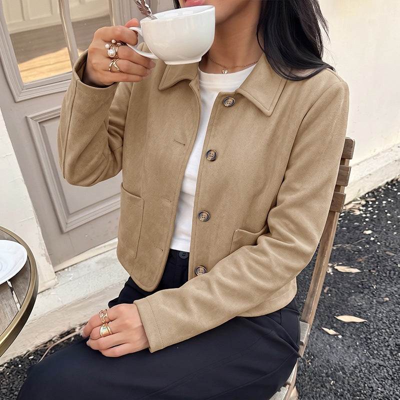Women's short jacket made of suede look with shirt collar and patch pockets Chichicherry