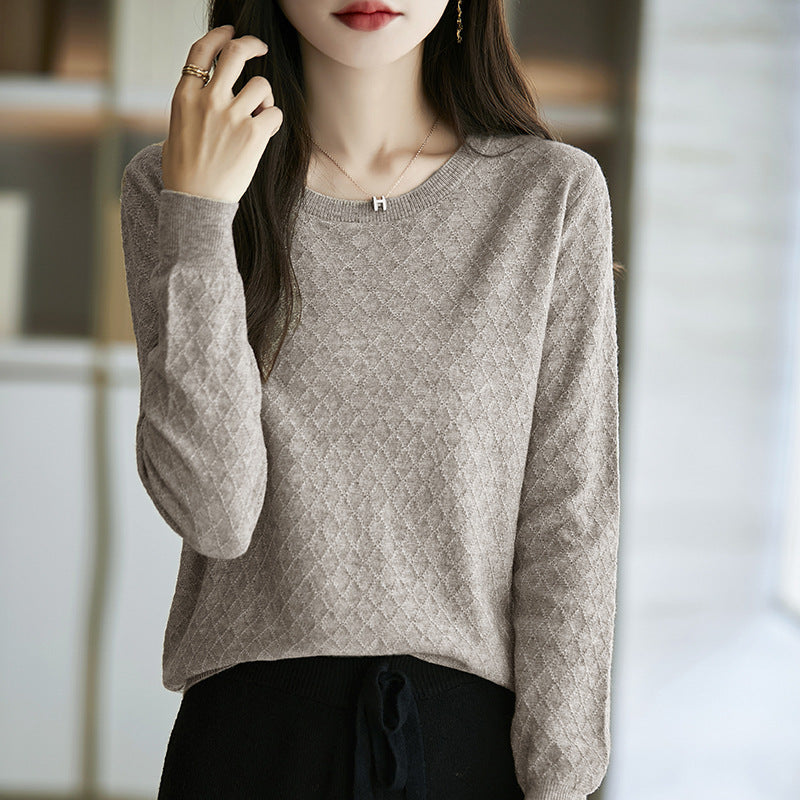 Women's Casual Fine Knit Sweater with Subtle Diamond Pattern and Ribbed Cuffs Chichicherry