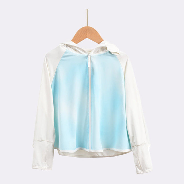 Women's breathable and water-repellent sports jacket with hood Chichicherry