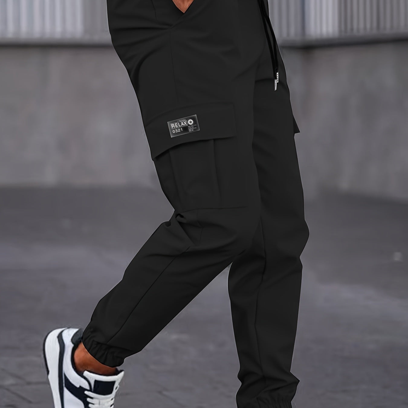 Men's Cargo Jogging Pants with Drawstring, Tapered Cut & Flap Pockets Chichicherry