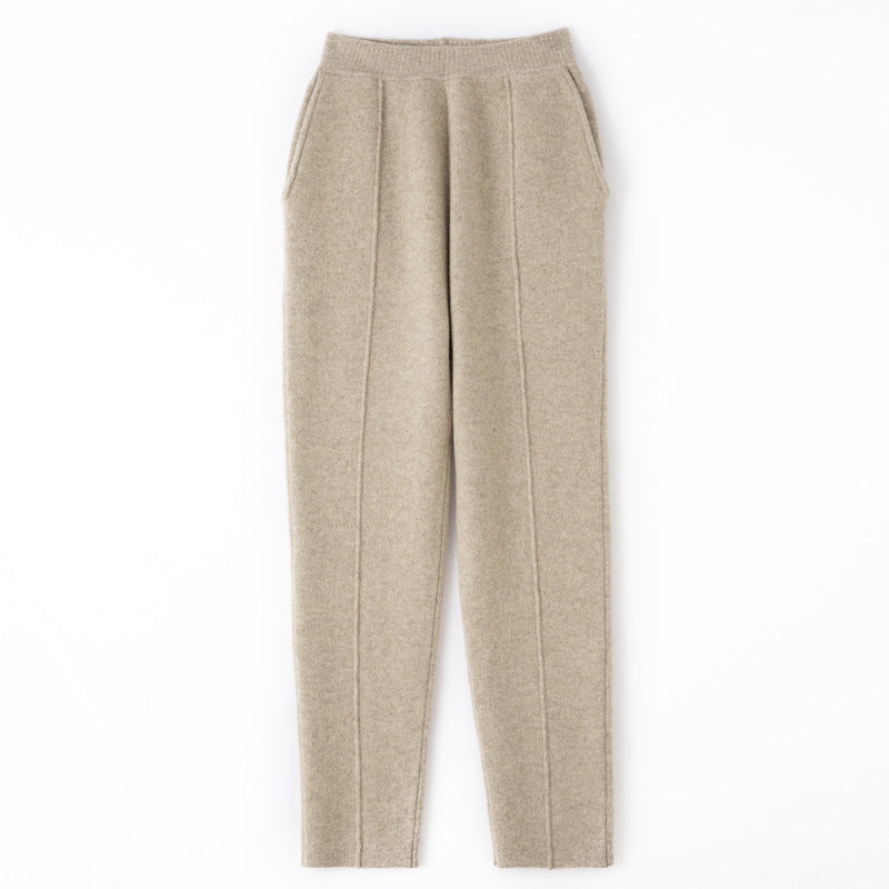 Women's knitted pants with a slim fit, elastic waistband, and crease Chichicherry
