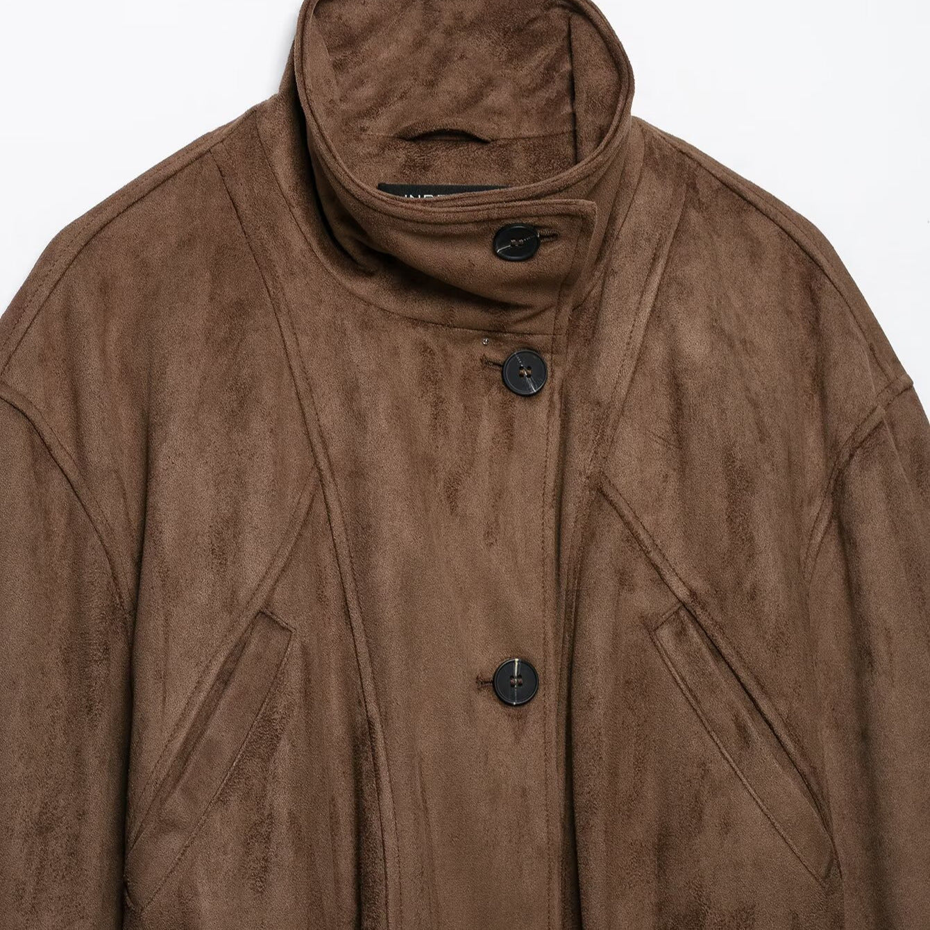 Women's short jacket in suede look with high stand-up collar, decorative dividing seams and tie belt Chichicherry