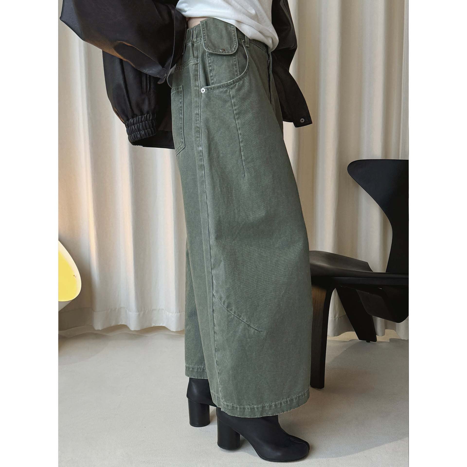 Women's wide high-waisted culotte pants made of cotton twill with large patch pockets Chichicherry