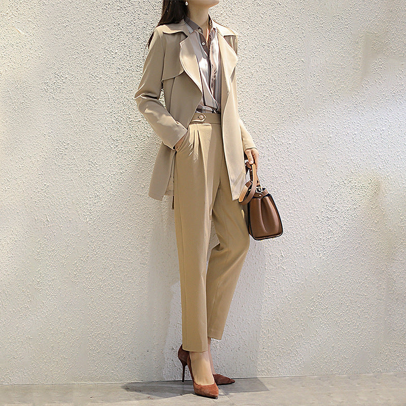 Women's Elegant Trench Coat with Waist Belt and Practical Pockets Chichicherry