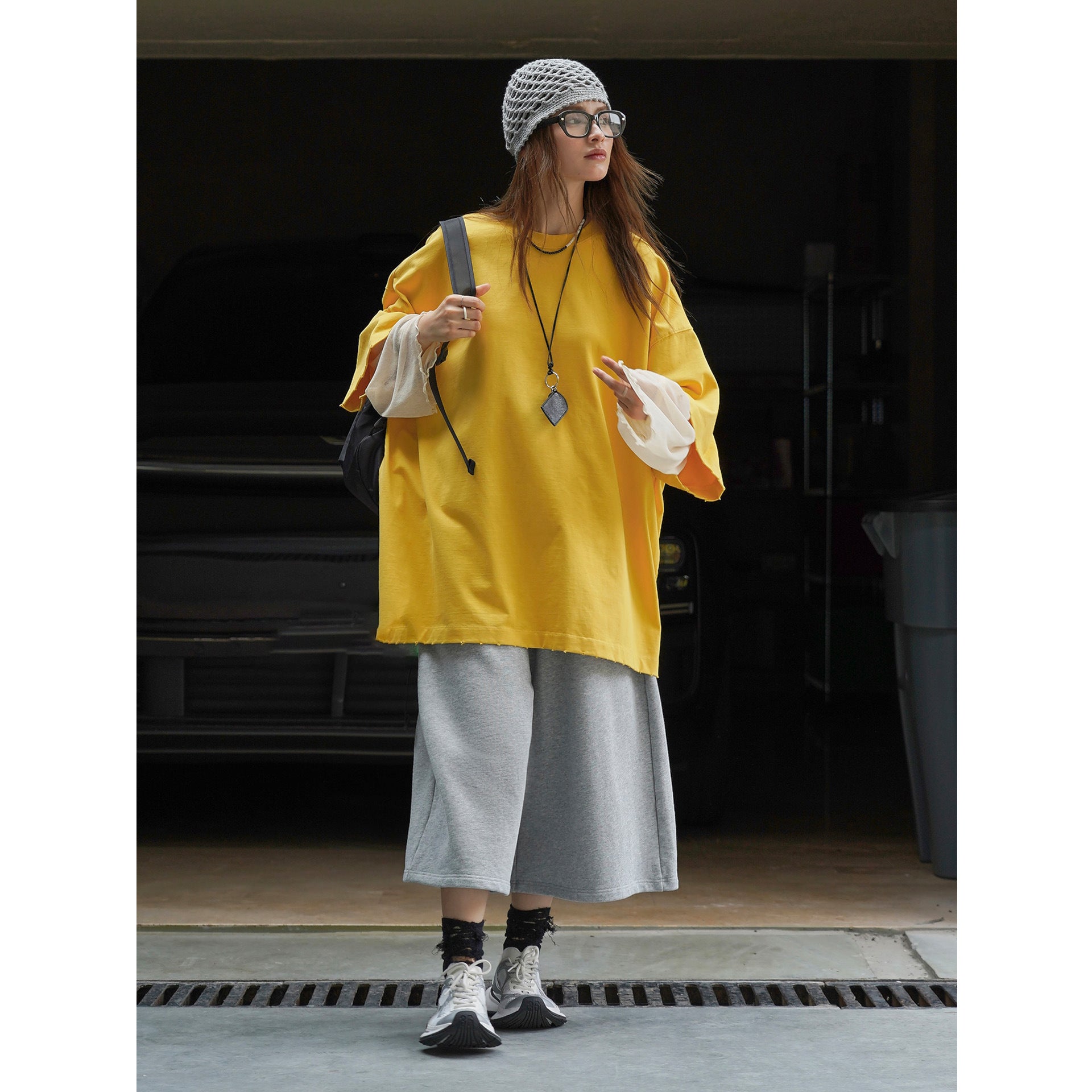 Women's Wide Sweat Palazzo Pants with Elastic Drawstring and Culotte Cut Chichicherry