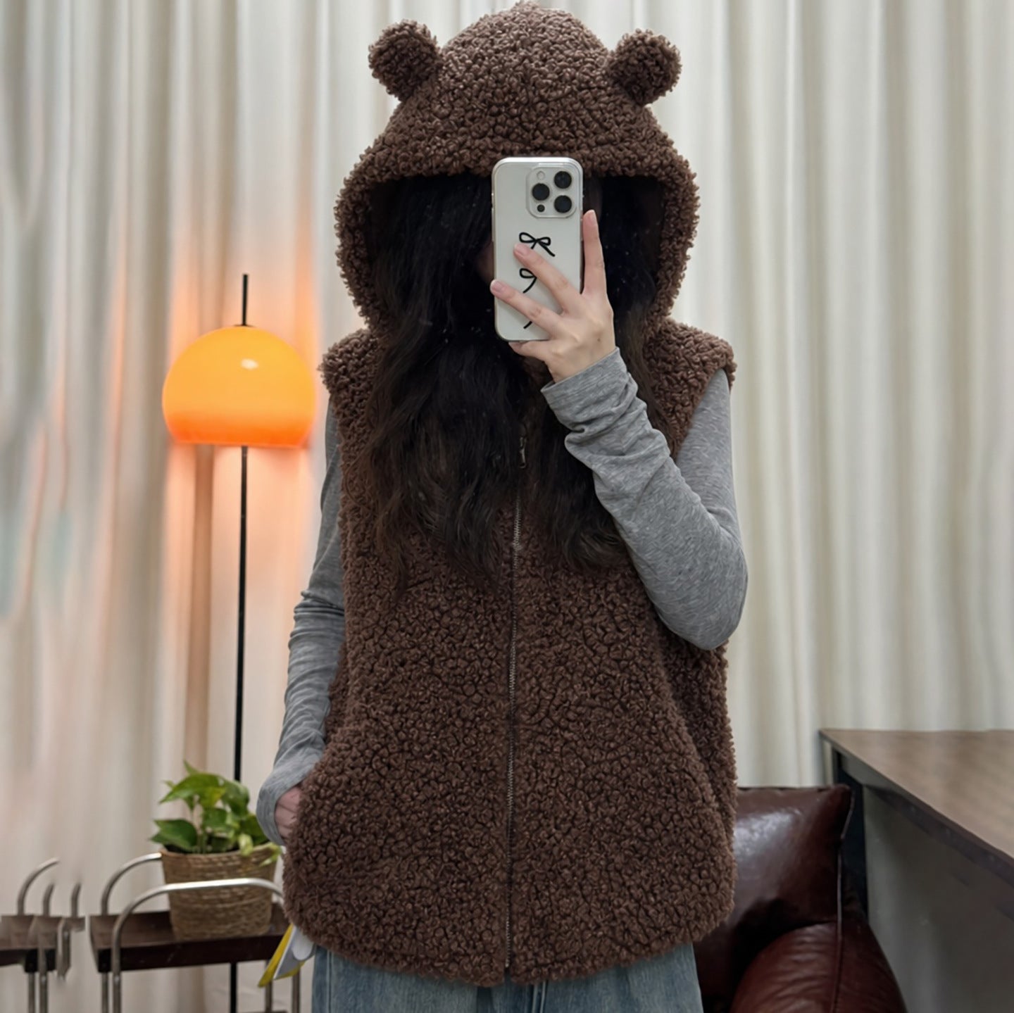 Women's cozy teddy vest with hood and zipper Chichicherry