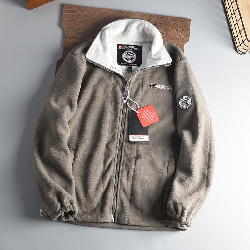 Men's fleece jacket with stand-up collar, full zip and warming microfleece lining Chichicherry