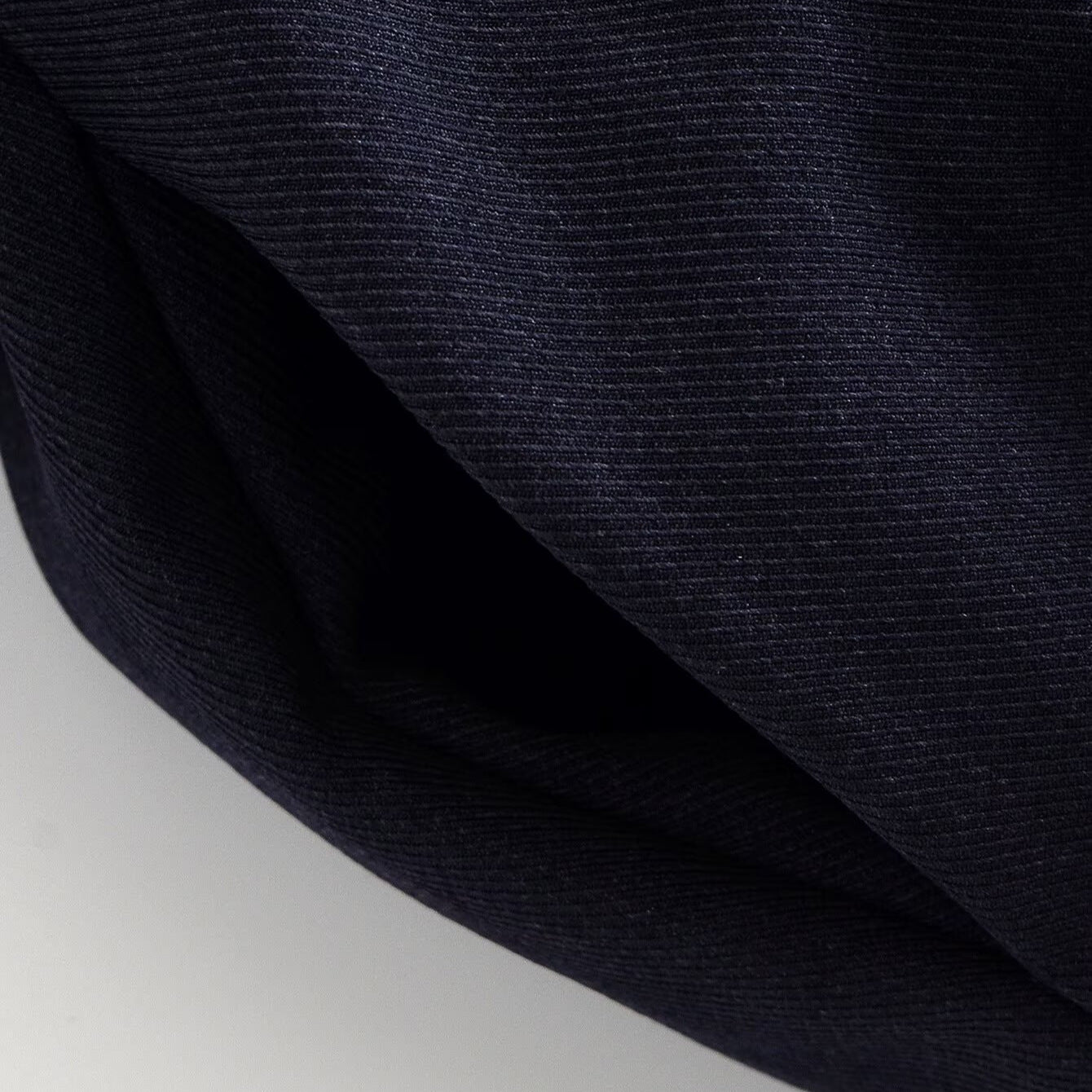 Women Boxy-Cropped Shirt Jacket with concealed placket and elastic hem Chichicherry
