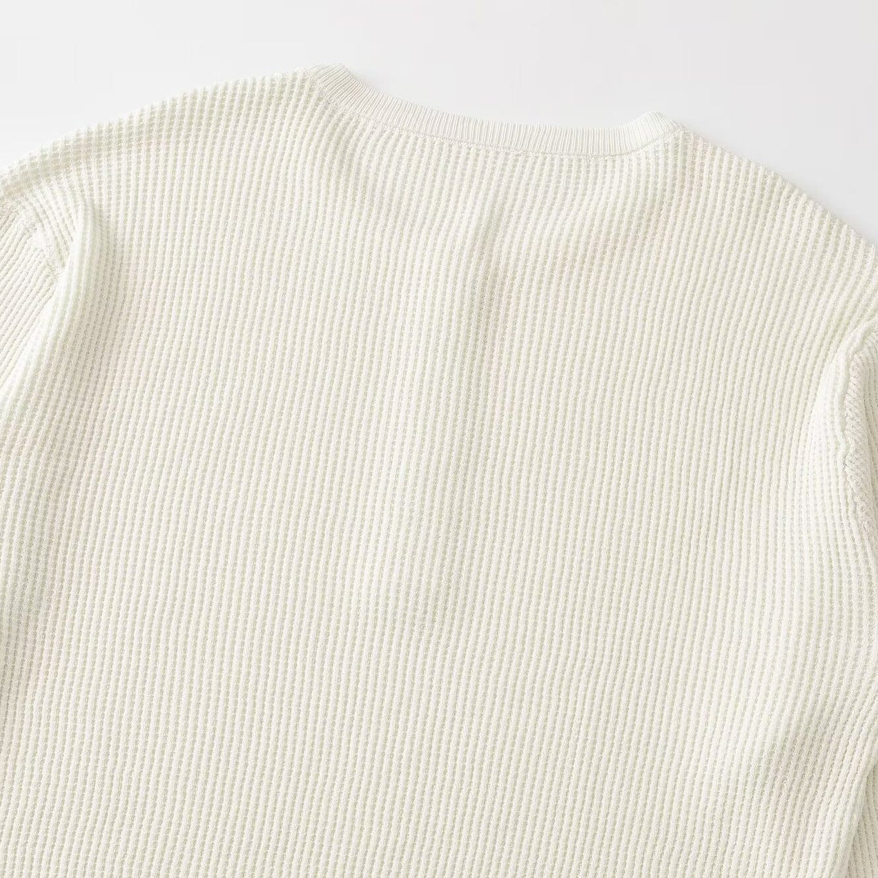 Women Thick Knit Waffle Knit Sweater with Henley Placket Chichicherry