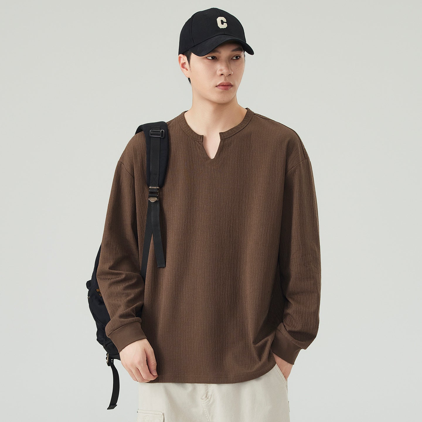 Men's Loose Long Sleeve Shirt with V-Notch Collar and Textured Cotton Blend Chichicherry