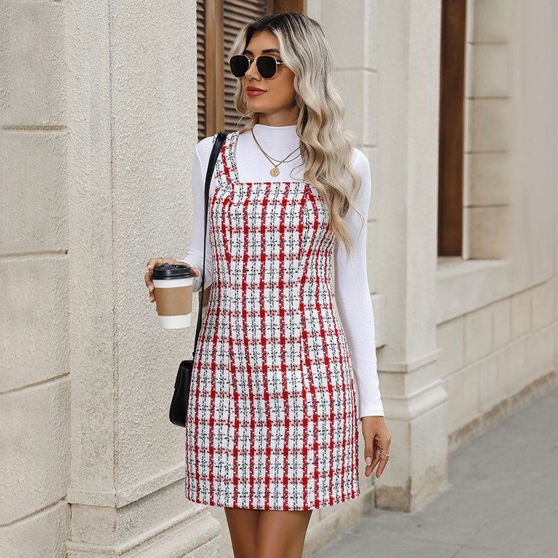 Women’s tweed dungaree dress with check pattern and figure-hugging A-line silhouette Chichicherry
