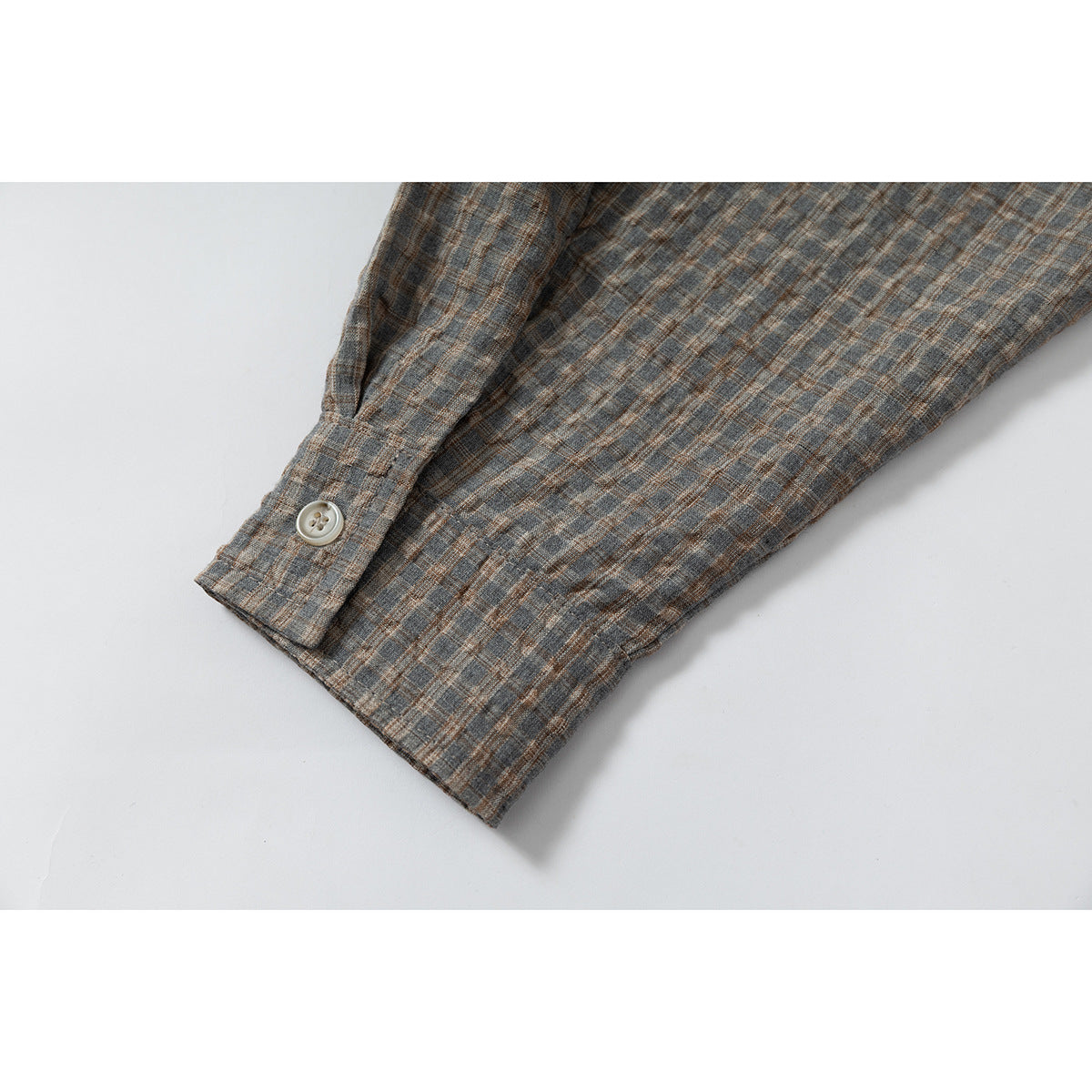 Men's Lightweight Check Overshirt made of Cotton Blend with Straight Hem and Applied Chest Pocket Chichicherry