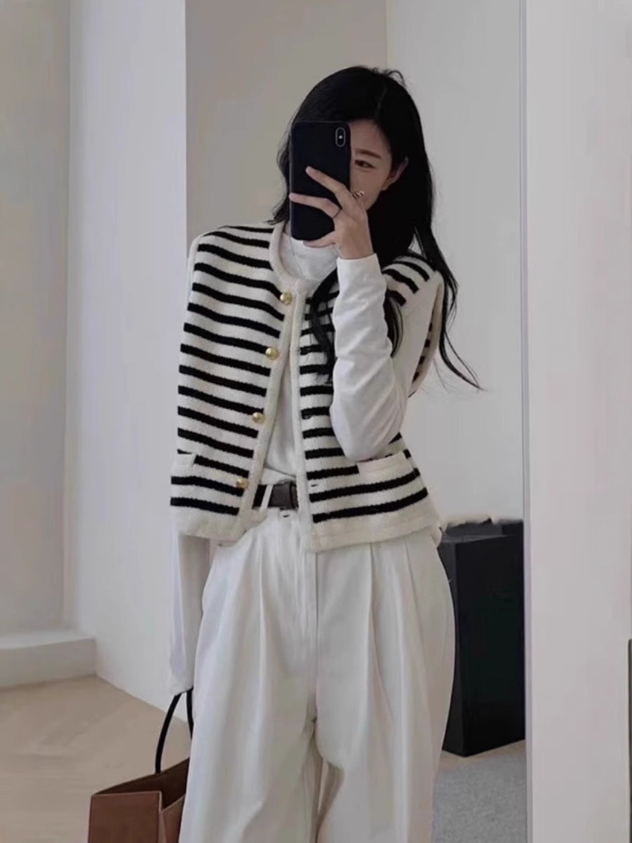 Ladies Short Striped Knit Vest with Gold-Colored Buttons and Patch Pockets Chichicherry