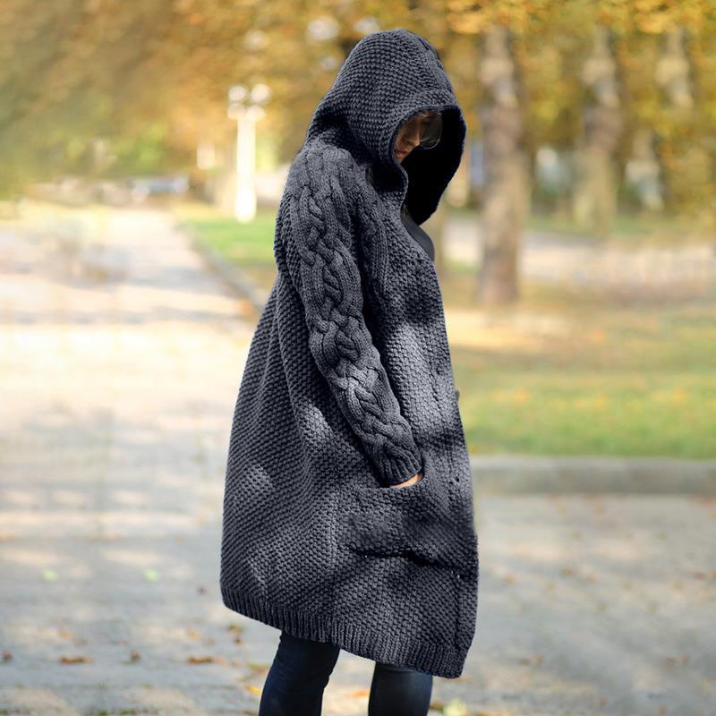 Damen Oversize Kapuzen-Strickmantel mit Zopfstrickärmeln und Eingrifftaschen Drune