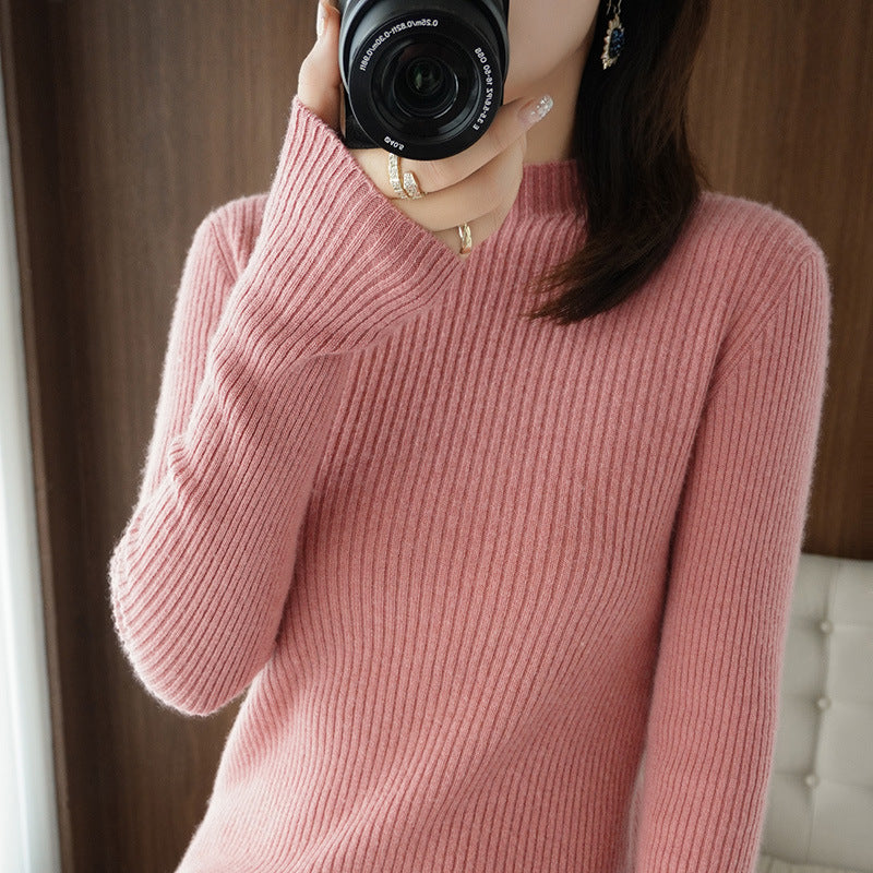Women's luxury fine knit pullover with narrow rib structure and short stand-up collar Chichicherry