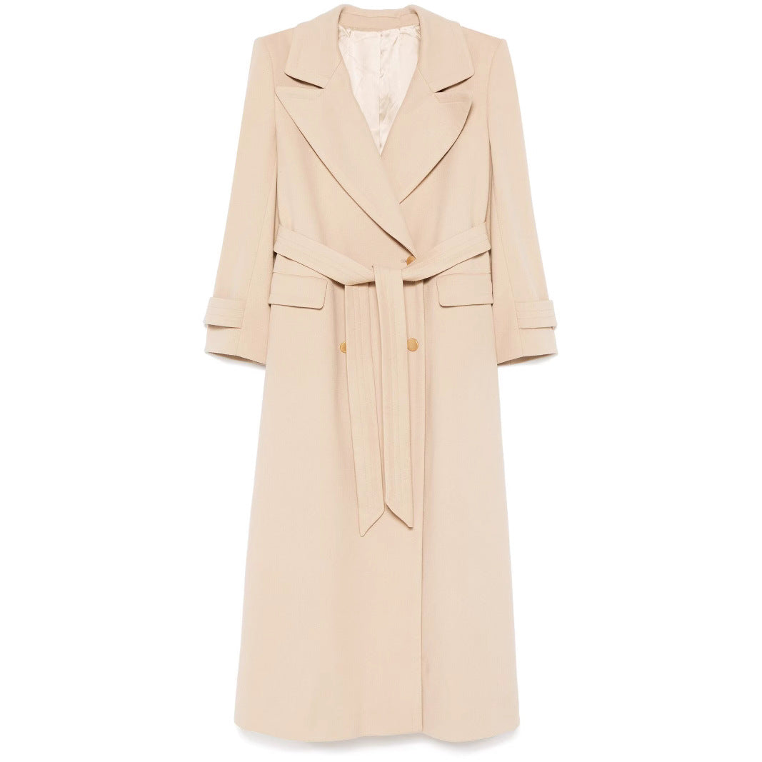 Ladies Maxi Coat with double-breasted button placket, wide lapels and patch pockets Chichicherry