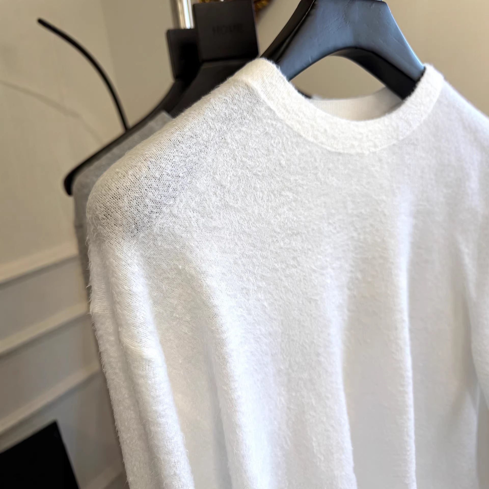 Women's Comfortable Long Sleeve Sweater with Casual Cut Chichicherry