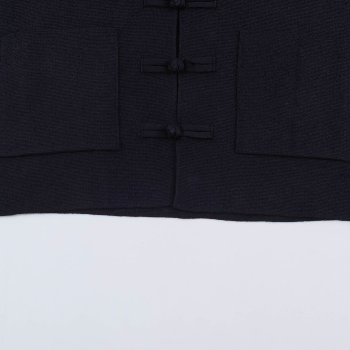 Women's short jacket with frog closures and patch pockets Chichicherry