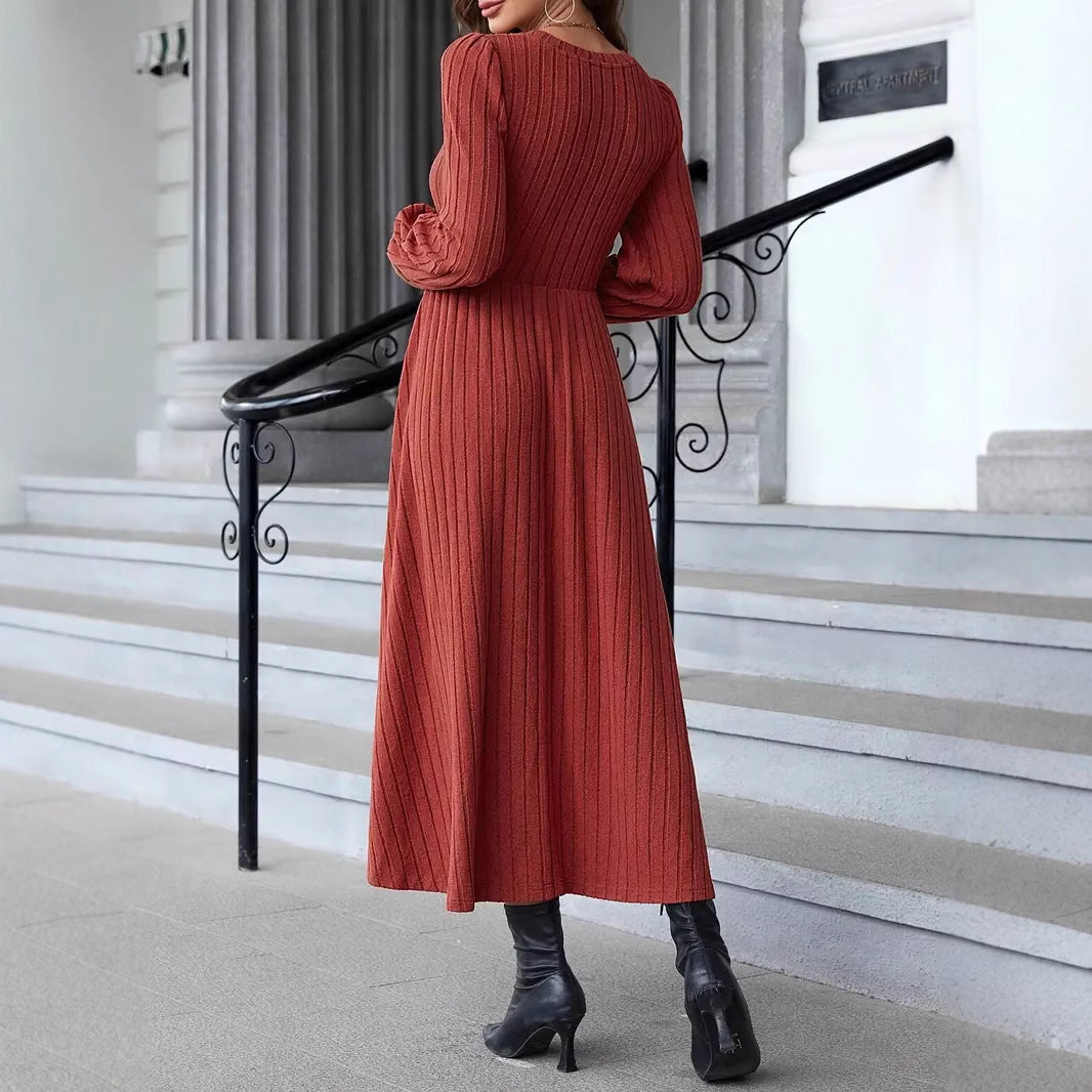 Women's Ribbed Midi Dress with Tailored Cut and Long Balloon Sleeves Chichicherry