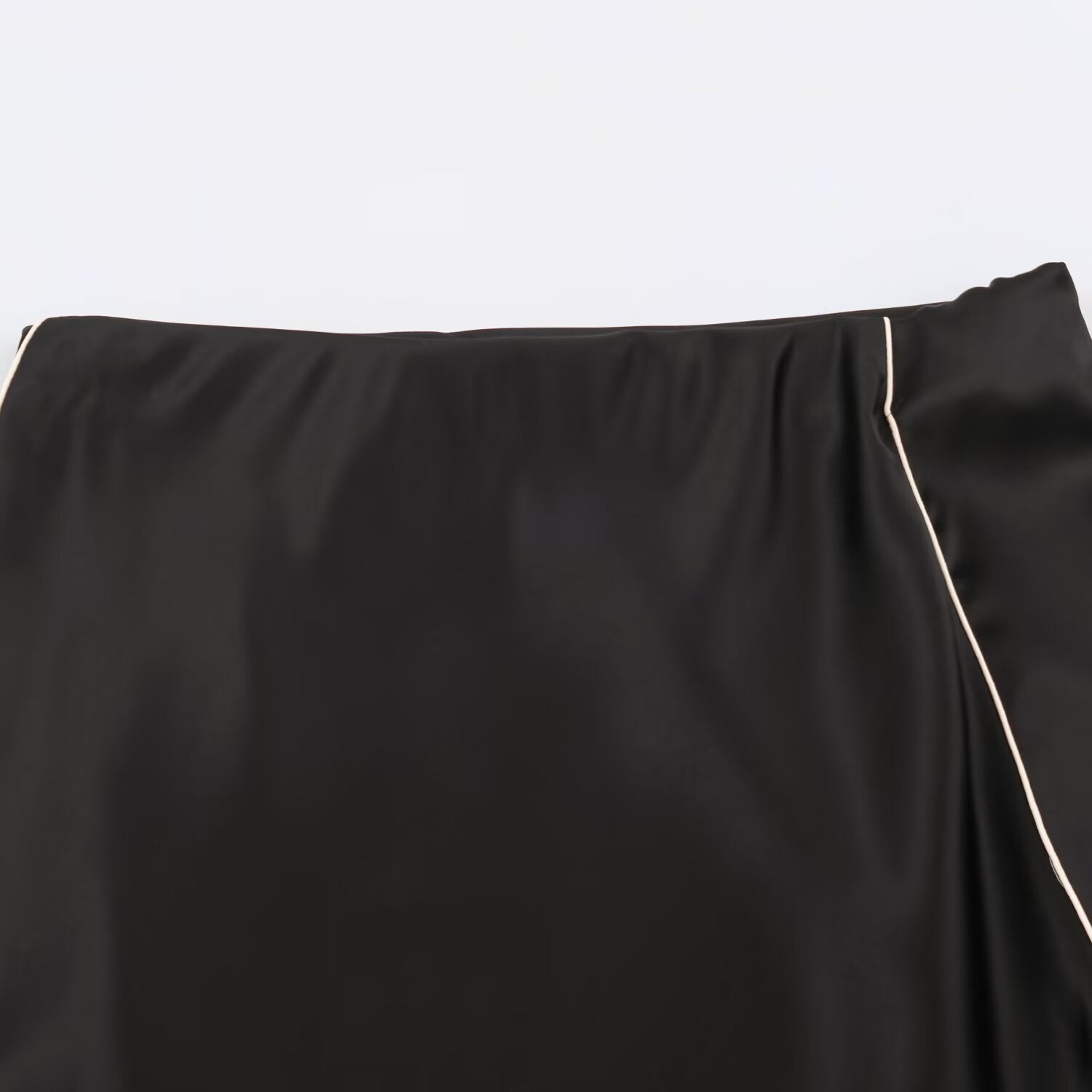 Women's satin midi skirt with side piping and A-line cut Chichicherry