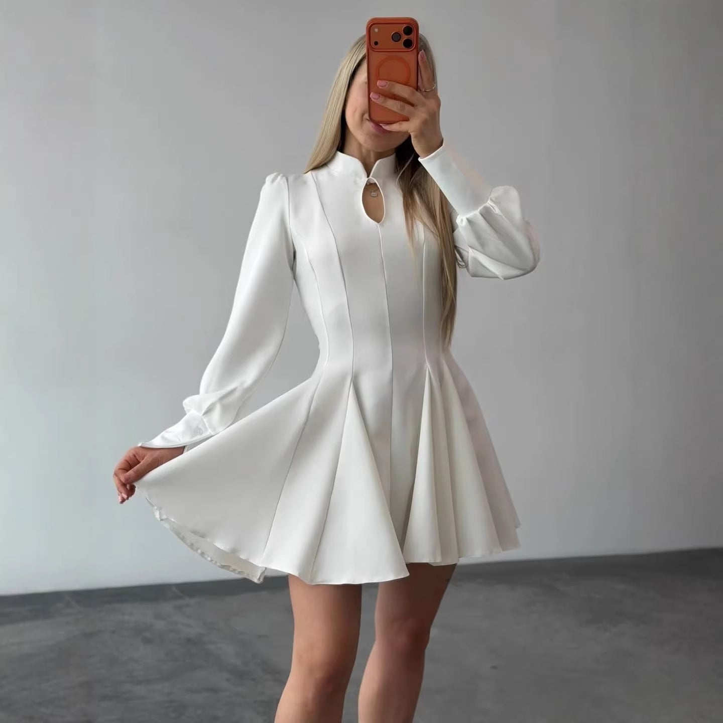 Damen A-Linien Minikleid mit Stehkragen, Schlitzdetail und Ballonärmeln Chichicherry